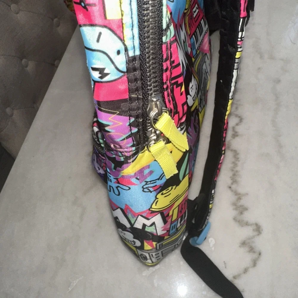 Disney Parks Artist Series‎ Rafael Faria Retro Mickey Mouse Adult Backpack NWT